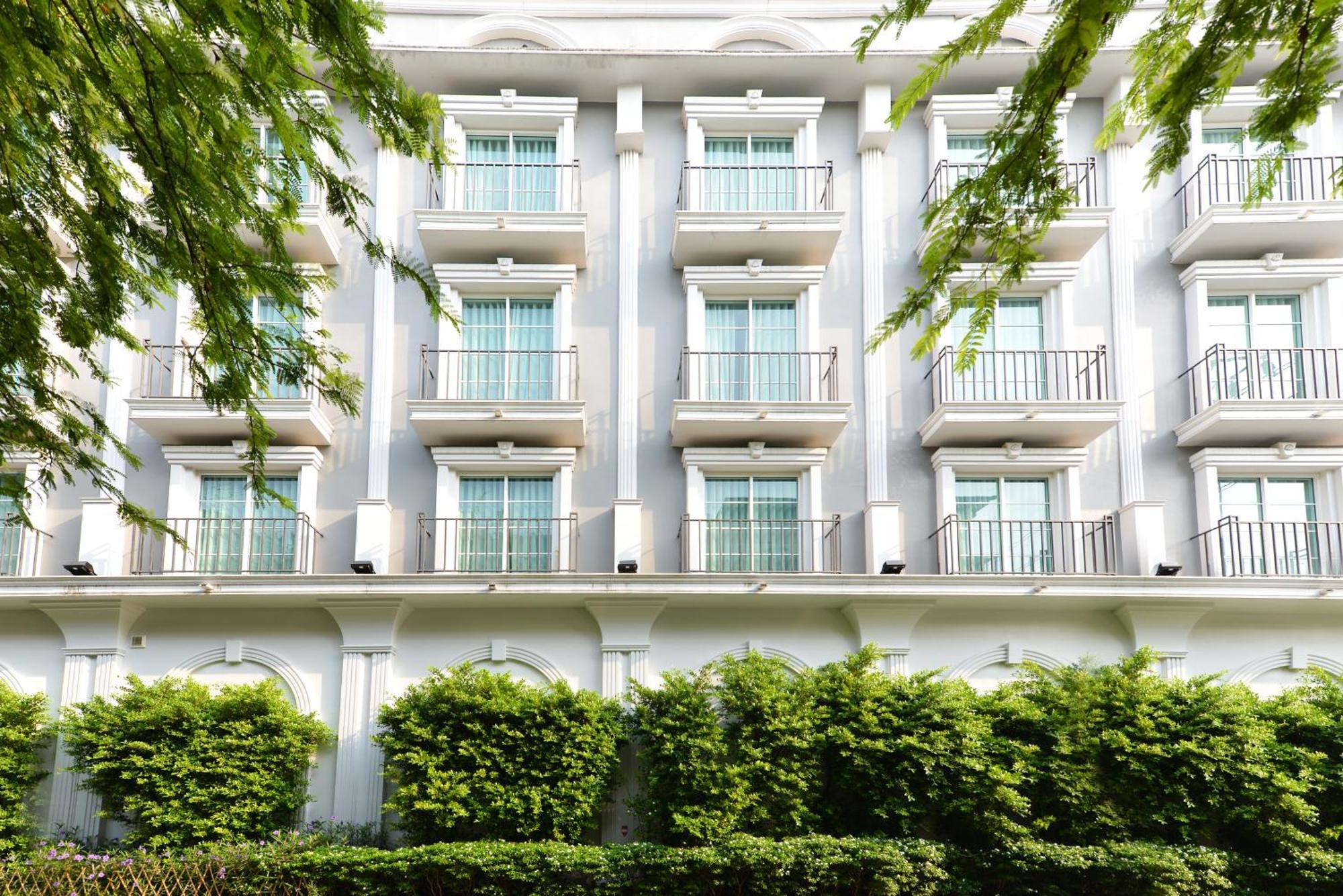 Villa De Pranakorn Μπανγκόκ Εξωτερικό φωτογραφία The hotel's facade