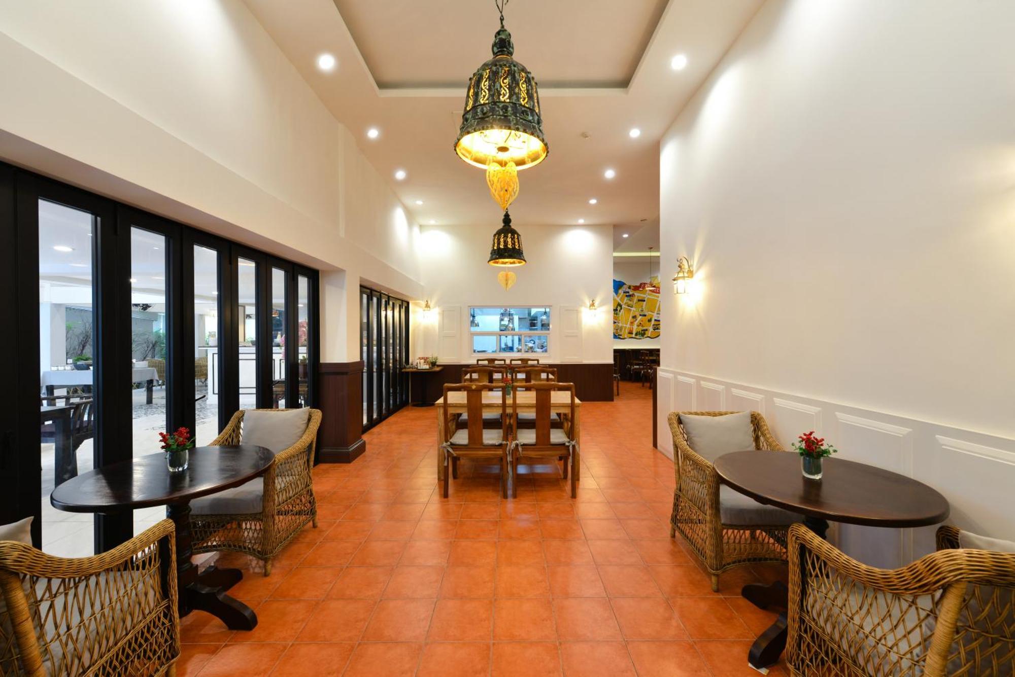 Villa De Pranakorn Μπανγκόκ Εξωτερικό φωτογραφία The interior of the lounge
